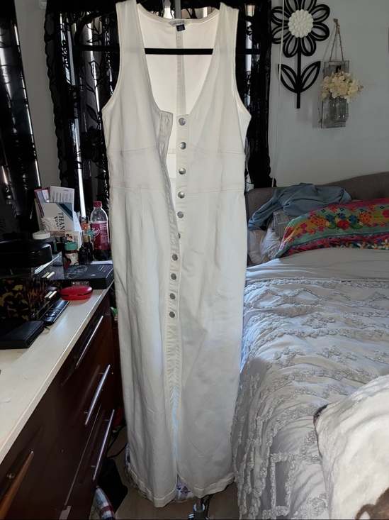 American Eagle Outfitters Dresses & Skirts - American Eagle Outfitters Cream Button-Front Maxi Dress